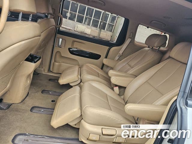 Kia The / новый New Carnival VIP, 2019 14