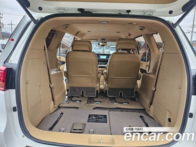 Kia The / новый New Carnival VIP, 2019 15