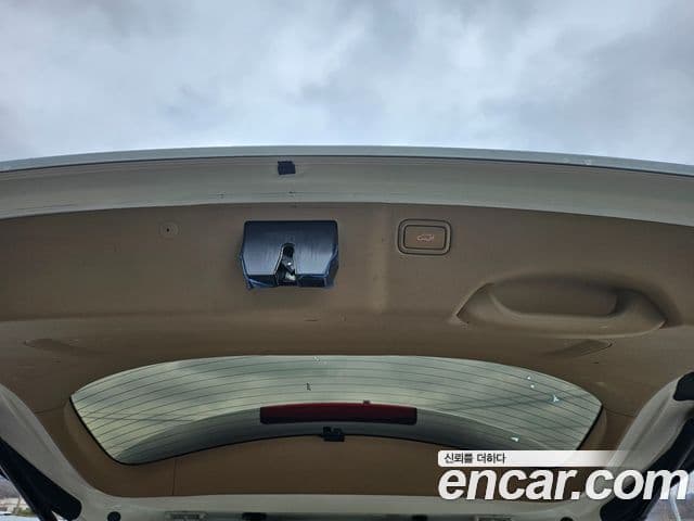 Kia The / новый New Carnival VIP, 2019 16