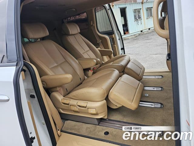 Kia The / новый New Carnival VIP, 2019 18