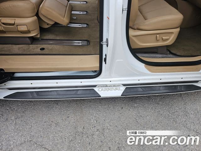 Kia The / новый New Carnival VIP, 2019 20