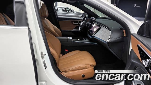 Mercedes-Benz E-класс W214 Avantgarde, 2025 11