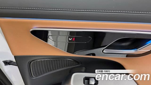 Mercedes-Benz E-класс W214 Avantgarde, 2025 18