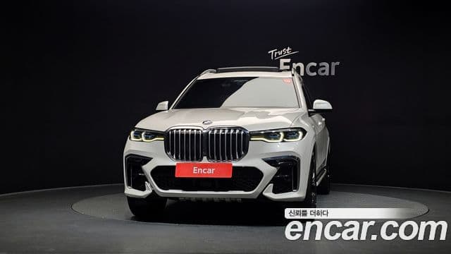 BMW X7 (G07) xDrive 40i M Sport 6인승, 2022 3