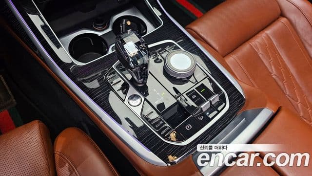 BMW X7 (G07) xDrive 40i M Sport 6인승, 2022 9
