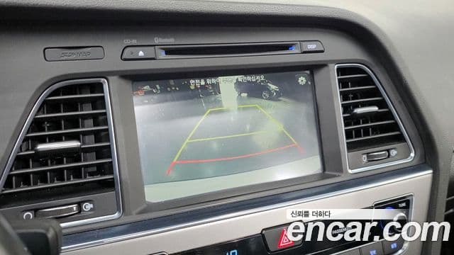 Hyundai LF Sonata LPI Modern(для людей с инвалидностью), 2015 16