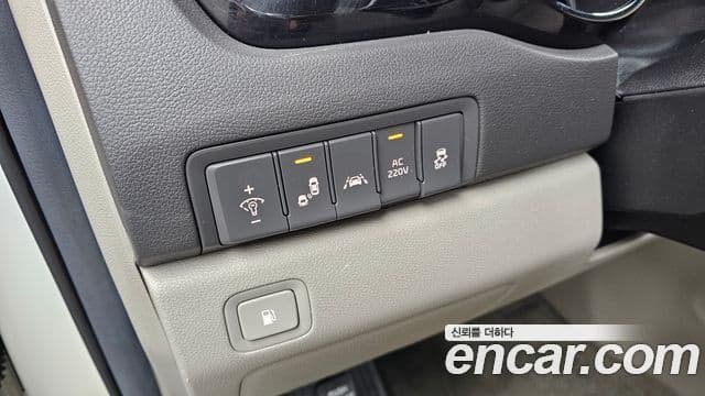 Kia All New Carnival Noblesse, 2015 15