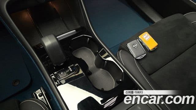 Volvo XC40 Recharge twin Ultimate, 2024 9