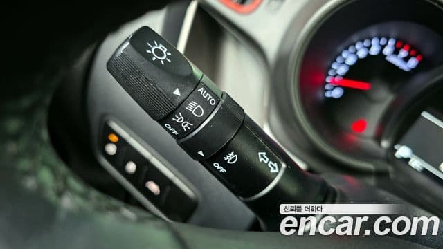 Kia The / новый New Ray Signature, 2021 18