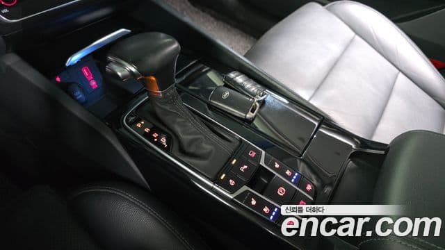 Kia All New K7 Noblesse, 2019 9