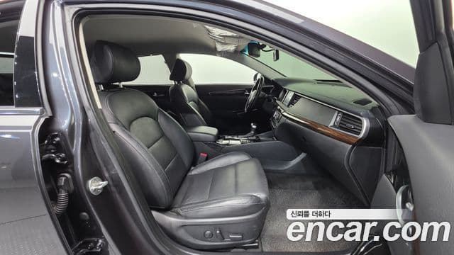 Kia All New K7 Noblesse, 2019 10
