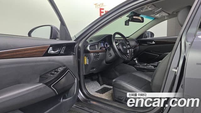 Kia All New K7 Noblesse, 2019 11