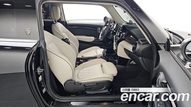 Mini Cooper S Kingsroad Edition, 2020 11