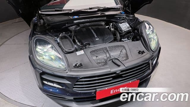 Porsche Macan 95B, 2021 6