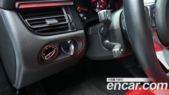 Porsche Macan 95B, 2021 16