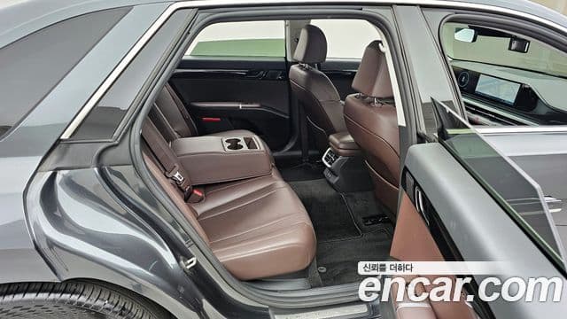 Hyundai Grandeur (GN7) Premium, 2023 12