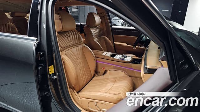 Genesis G90 (RS4) бензин 3.5 турбо AWD, 2023 10