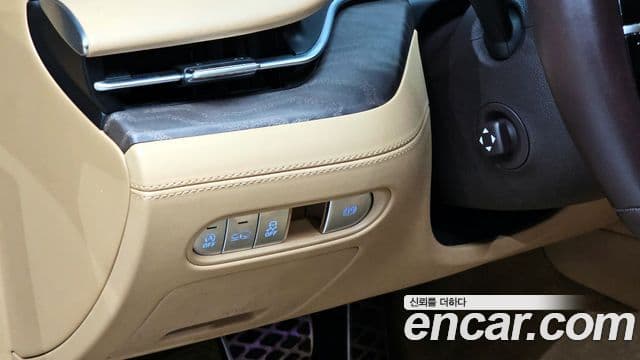 Genesis G90 (RS4) бензин 3.5 турбо AWD, 2023 14