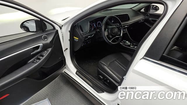 Hyundai Sonata (DN8) Premium Family, 2020 11