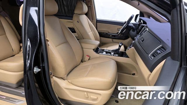 Kia The / новый New Carnival Prestige, 2019 11