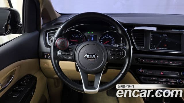 Kia The / новый New Carnival Prestige, 2019 13