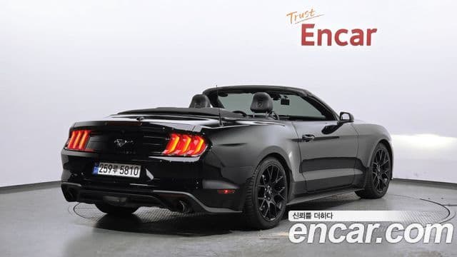 Ford Mustang кабриолет, 2018 2