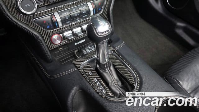 Ford Mustang кабриолет, 2018 9