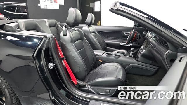 Ford Mustang кабриолет, 2018 10