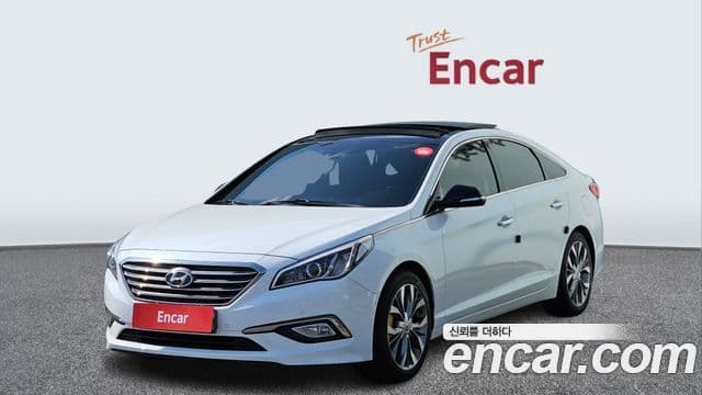 Hyundai LF Sonata Exclusive, 2015 1