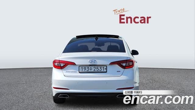 Hyundai LF Sonata Exclusive, 2015 4