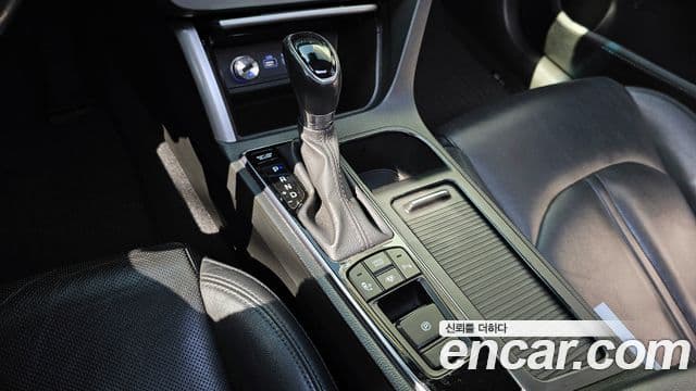 Hyundai LF Sonata Exclusive, 2015 9