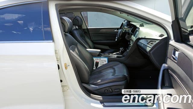 Hyundai LF Sonata Exclusive, 2015 10