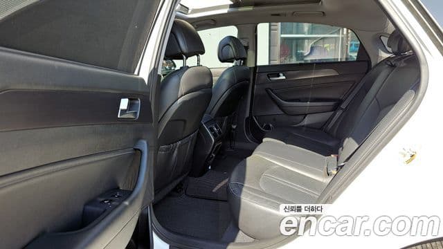 Hyundai LF Sonata Exclusive, 2015 12