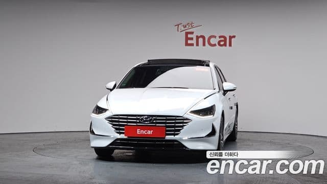 Hyundai Sonata гибрид (DN8) Premium Plus, 2022 3