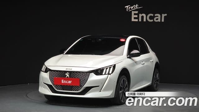 Peugeot e-208 2세대 GT, 2022 1