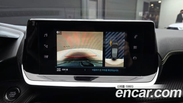 Peugeot e-208 2세대 GT, 2022 15