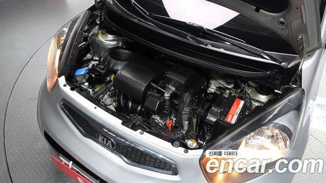 Kia All New Morning Deluxe Trendy, 2014 6