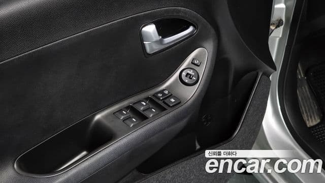 Kia All New Morning Deluxe Trendy, 2014 17