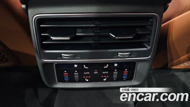 Audi Q8 (4M), 2023 19