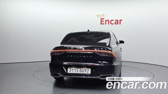 Hyundai The / новый New Grandeur IG Modern, 2022 4