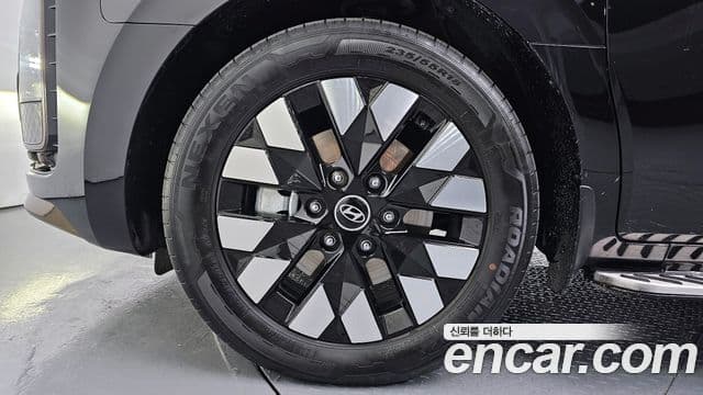 Hyundai Staria Inspiration, 2025 все фото