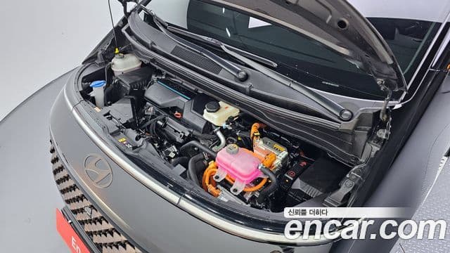 Hyundai Staria Inspiration, 2025 6