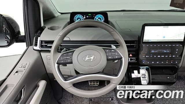 Hyundai Staria Inspiration, 2025 14