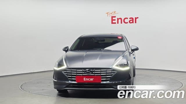 Hyundai Sonata гибрид (DN8) Premium Plus, 2023 3