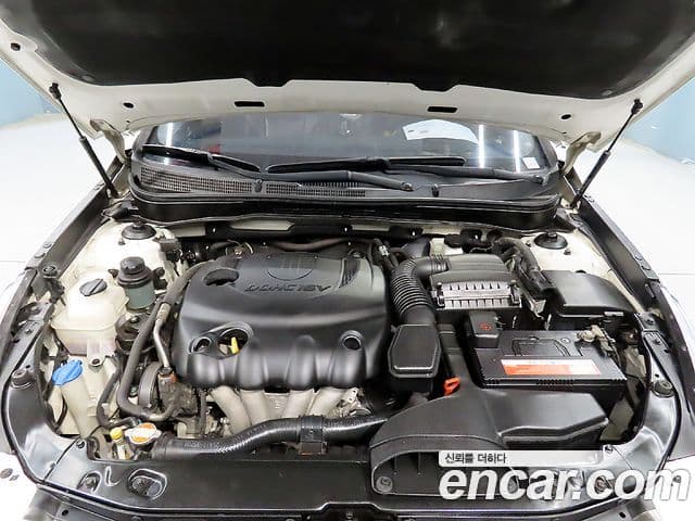 Hyundai YF Sonata LPI Deluxe, 2011 20