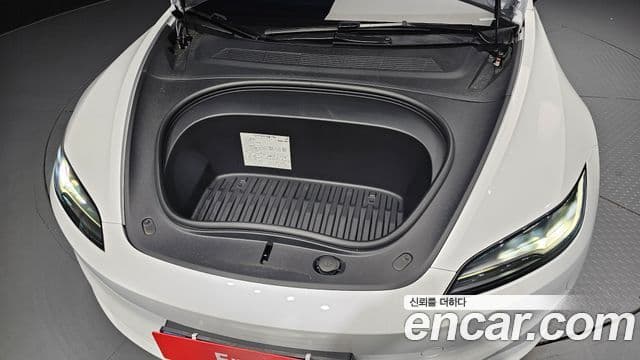 Tesla модель 3, 2024 6