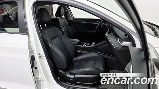 Kia K5 3세대 Prestige, 2020 10