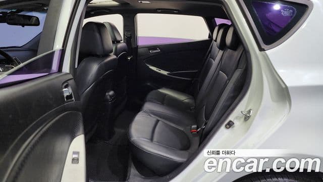 Hyundai Accent(новый кузов / новое поколение) Premier, 2011 11