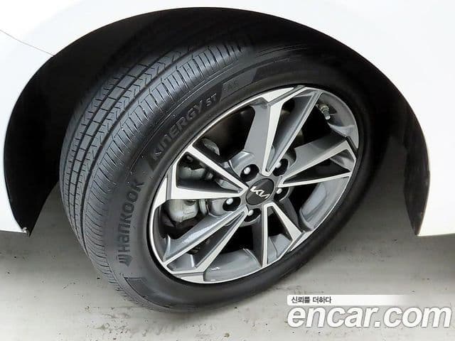 Kia The / новый New K3 2세대 Prestige, 2022 19