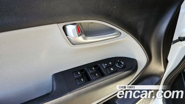 Kia The / новый New Ray фургон /, 2018 17